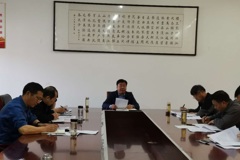 蒙城一中党委召开“二十看二十问”专题研讨会助推 脱贫攻坚